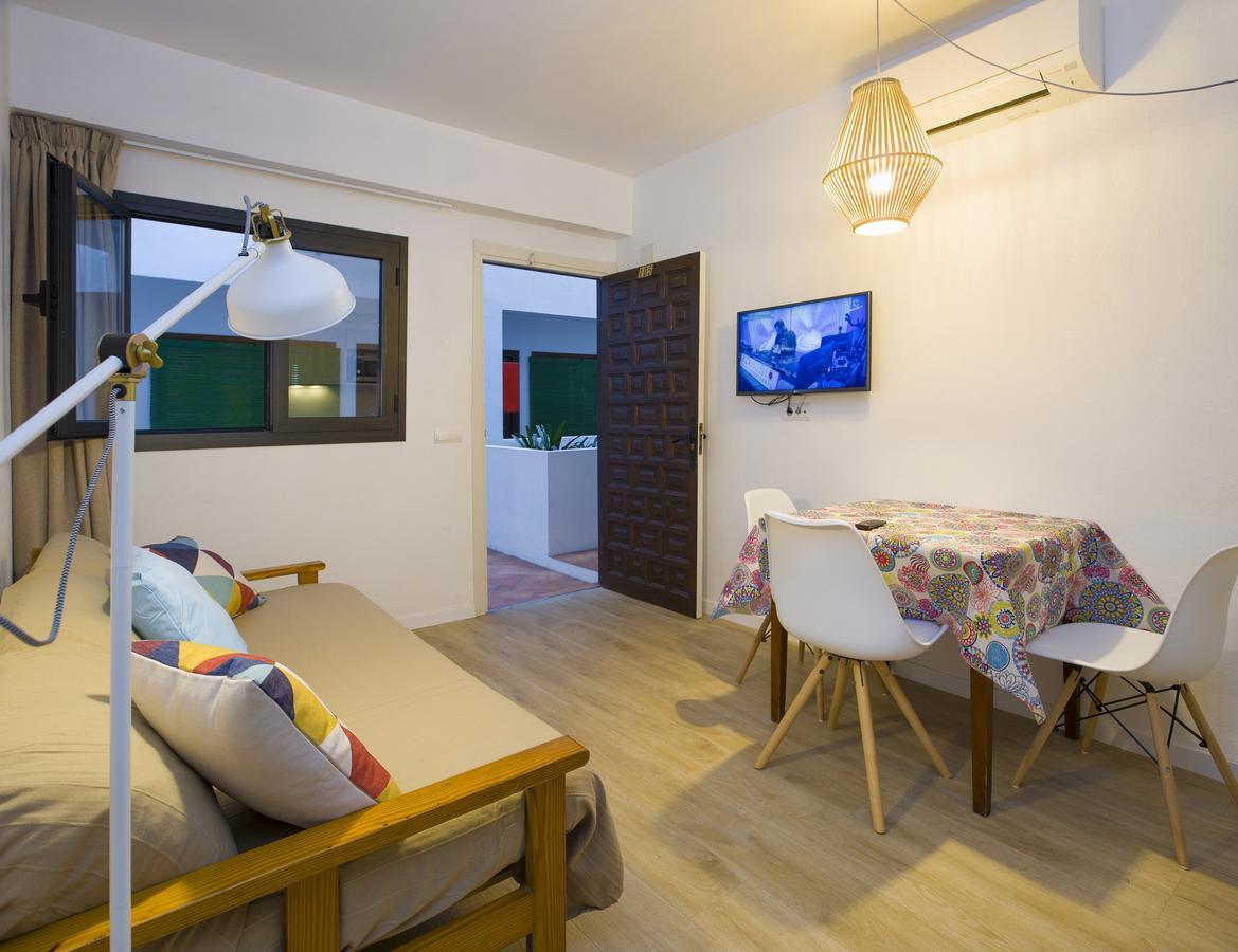 Cana Rita Apartamentos Сан-Антоніо Екстер'єр фото