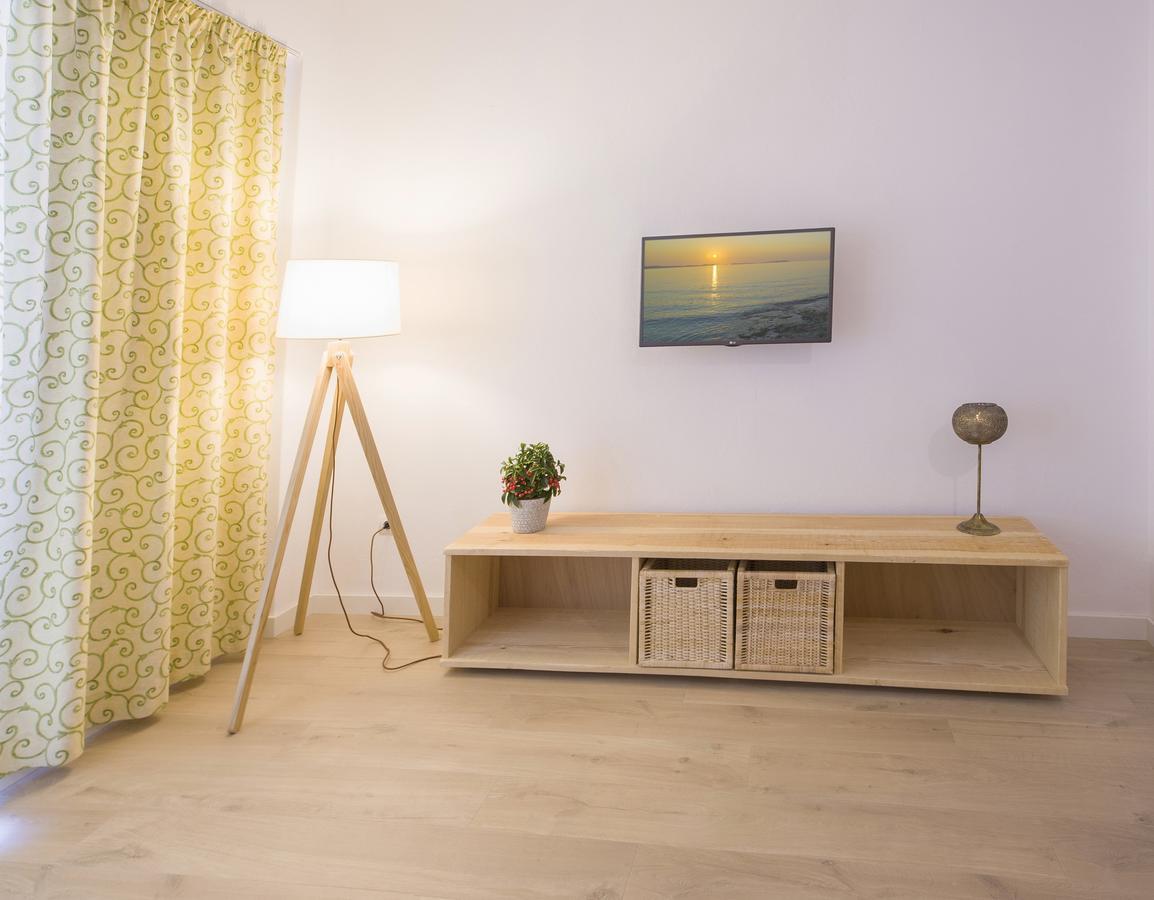Cana Rita Apartamentos Сан-Антоніо Екстер'єр фото